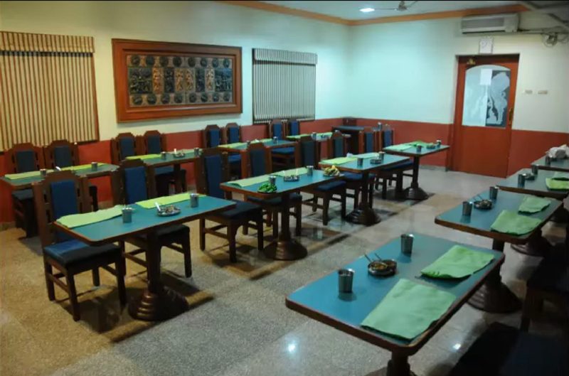 Tanjore restaurant, home of the traditional banana-leaf meal